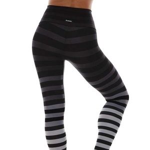 K-DEER Legging in Jody Stripe - L